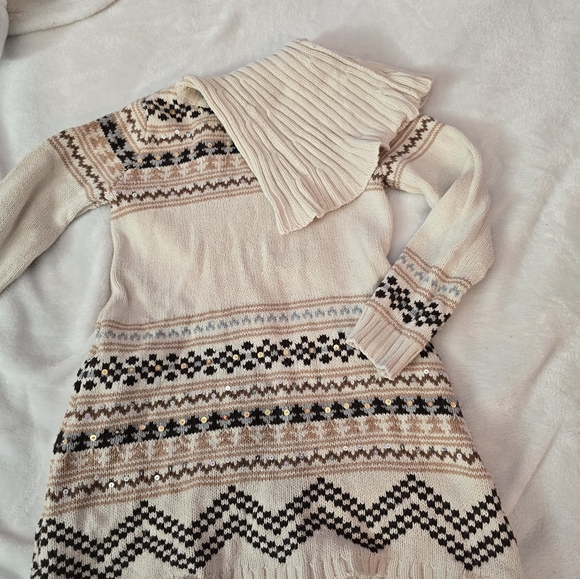 Sweater - Picture 3 of 5